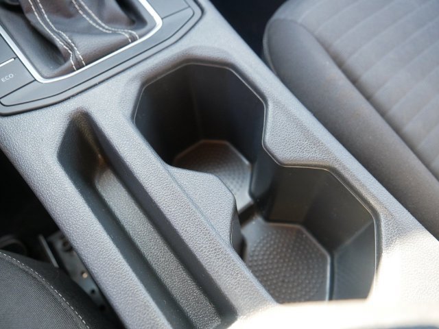 Certified 2024 Volkswagen Jetta S FWD image 31