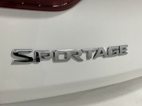 Used 2022 Kia Sportage LX w/ LX AWD Value Edition Package image 29