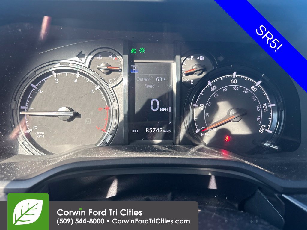 Used 2022 Toyota 4Runner SR5 RWD image 16