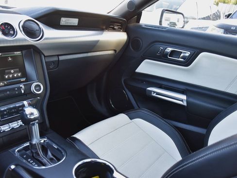 Used 2015 Ford Mustang 50 Years RWD image 19