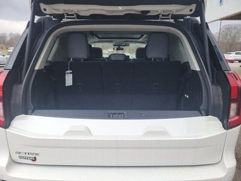 New 2025 Ford Expedition Active image 41