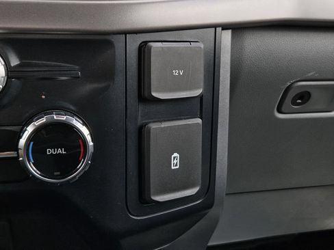 Used 2025 Ford F150 XLT AWD/4WD image 24