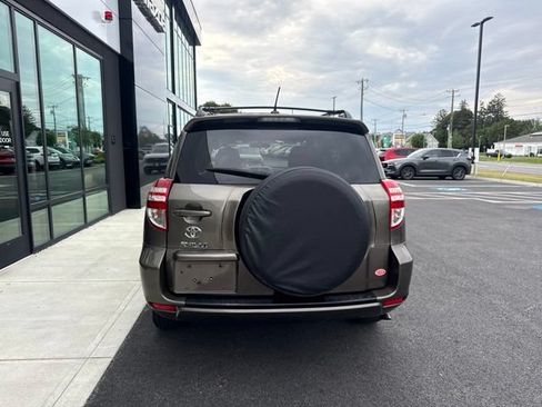 Used 2011 Toyota RAV4 2WD w/ Base L4 Extra Value Pkg image 4