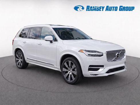 Used 2024 Volvo XC90 B6 Plus w/ Protection Package Premier AWD/4WD image 2