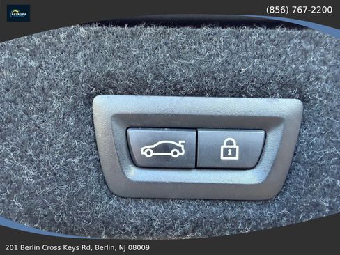Used 2018 BMW 530i xDrive AWD/4WD image 14