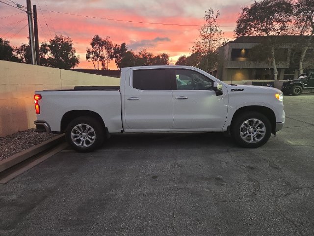 Used 2023 Chevrolet Silverado 1500 LTZ w/ LTZ Premium Package AWD/4WD image 2