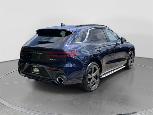 Certified 2024 Genesis GV70 3.5T Sport w/ Sport Advanced Package image 7