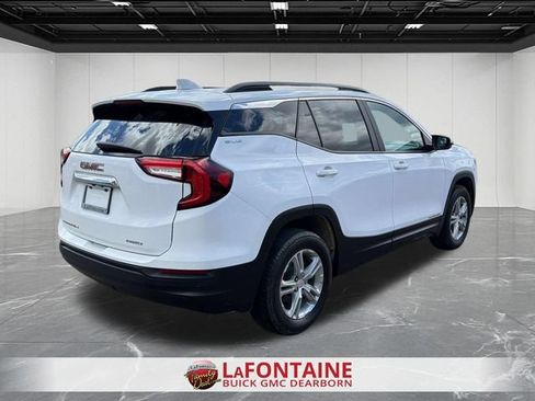 Used 2023 GMC Terrain SLE w/ Driver Convenience Package AWD/4WD image 8