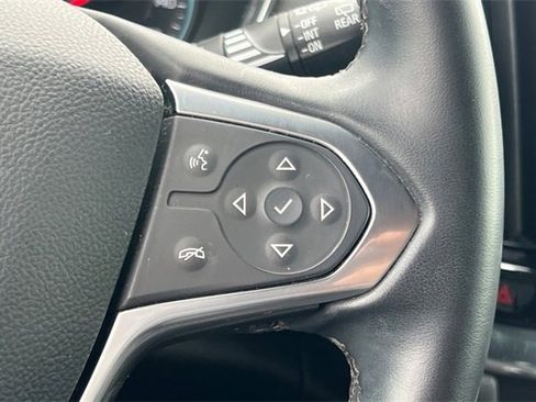 Used 2023 Chevrolet Traverse LT image 32