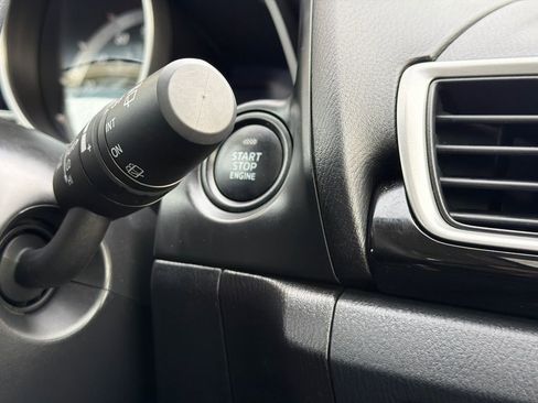 Used 2016 MAZDA MAZDA3 i Grand Touring image 26