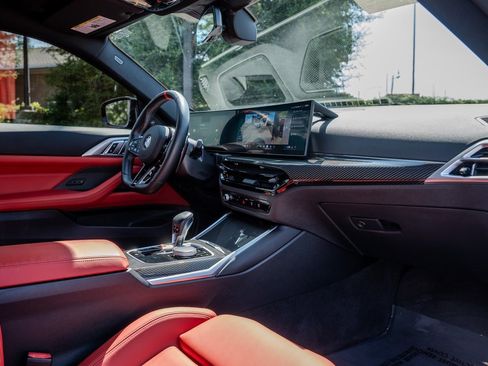 Used 2025 BMW M4 Competition image 22