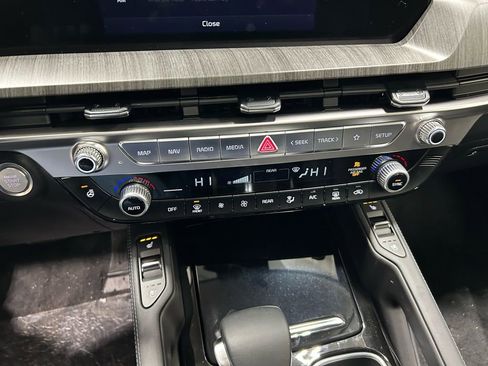 New 2025 Kia Telluride EX image 18