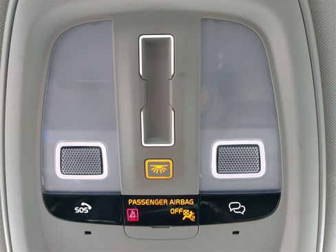 Used 2024 Volvo S60 B5 Plus image 37