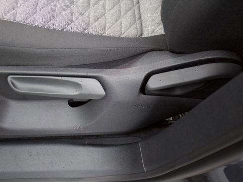 New 2026 Volkswagen Tiguan S image 13