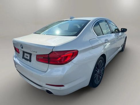 Used 2018 BMW 530i RWD image 9