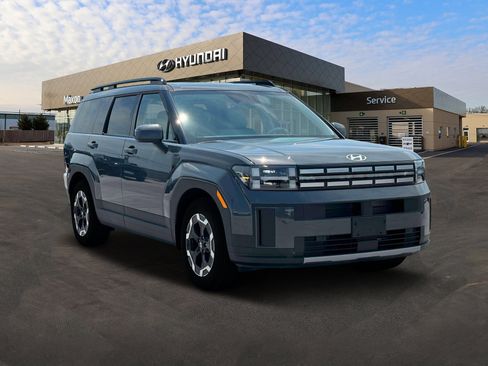 Used 2025 Hyundai Santa Fe SEL image 11