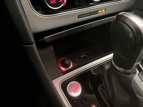 Used 2019 Volkswagen Passat 2.0T Wolfsburg image 32