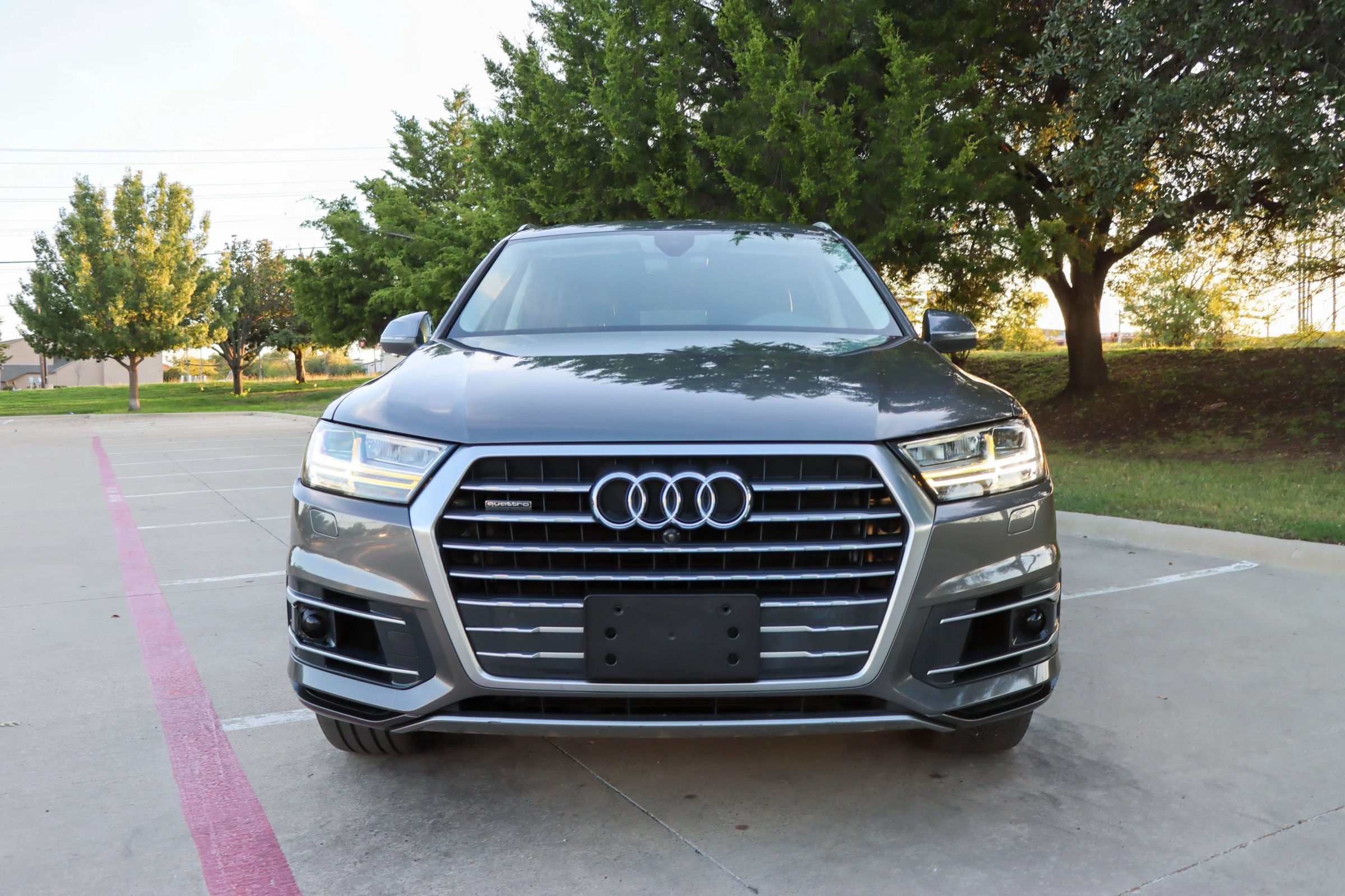 Used 2019 Audi Q7 3.0T Premium Plus w/ Premium Plus Package AWD/4WD image 2