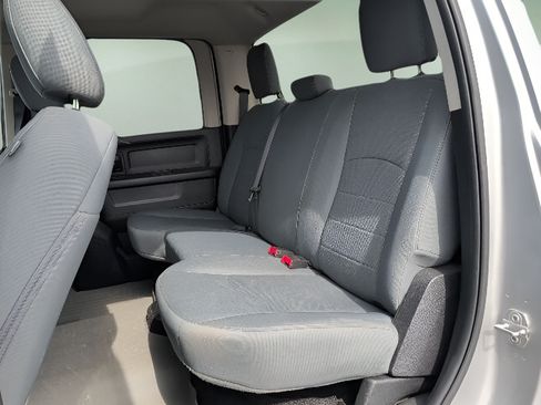 Used 2017 RAM 2500 Tradesman w/ Chrome Appearance Group AWD/4WD image 18
