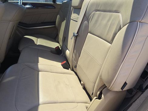 Used 2013 Mercedes-Benz GL 320 BlueTEC 4MATIC image 10