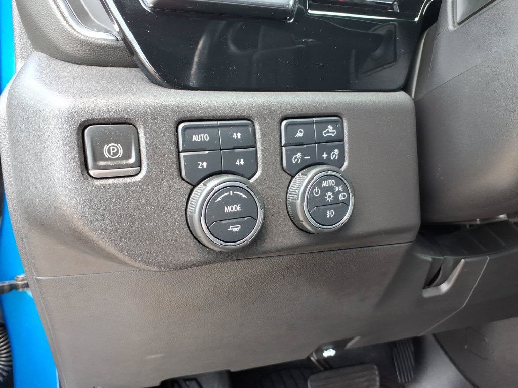 Used 2022 Chevrolet Silverado 1500 LT Trail Boss w/ LT Trail Boss Premium Package AWD/4WD image 23