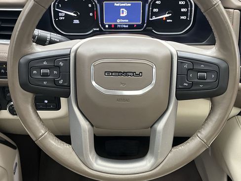 Certified 2021 GMC Yukon Denali w/ Denali Ultimate Package image 18