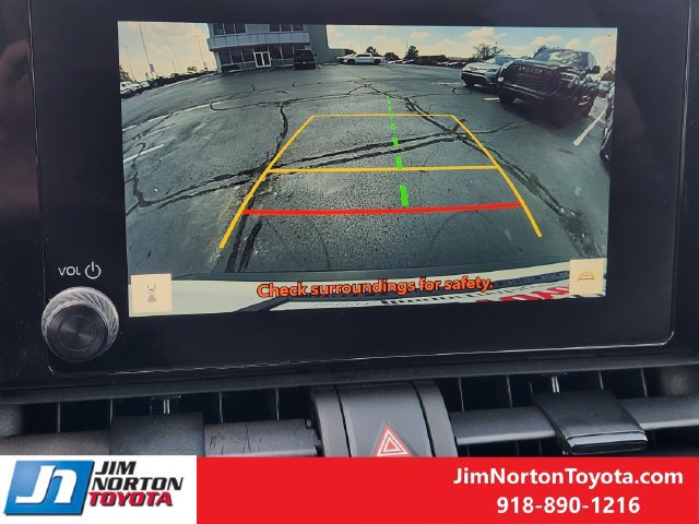 Used 2025 Toyota RAV4 XLE FWD image 18