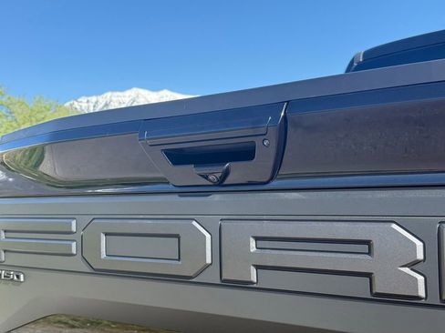 Used 2020 Ford F150 Raptor w/ Equipment Group 802A Luxury AWD/4WD image 15