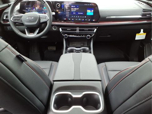 New 2026 Chevrolet Traverse Z71 AWD/4WD image 13