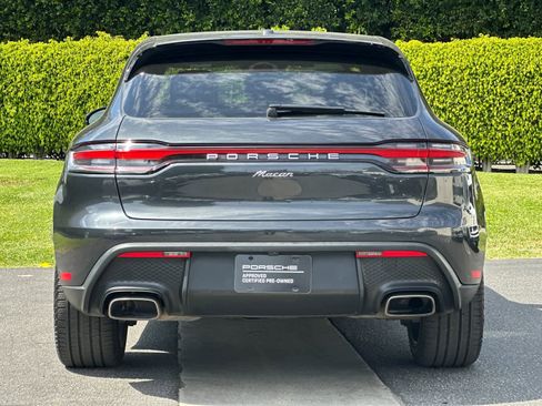 Certified 2022 Porsche Macan AWD/4WD image 7