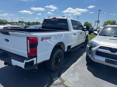 Used 2024 Ford F250 XL w/ STX Appearance Package AWD/4WD image 5