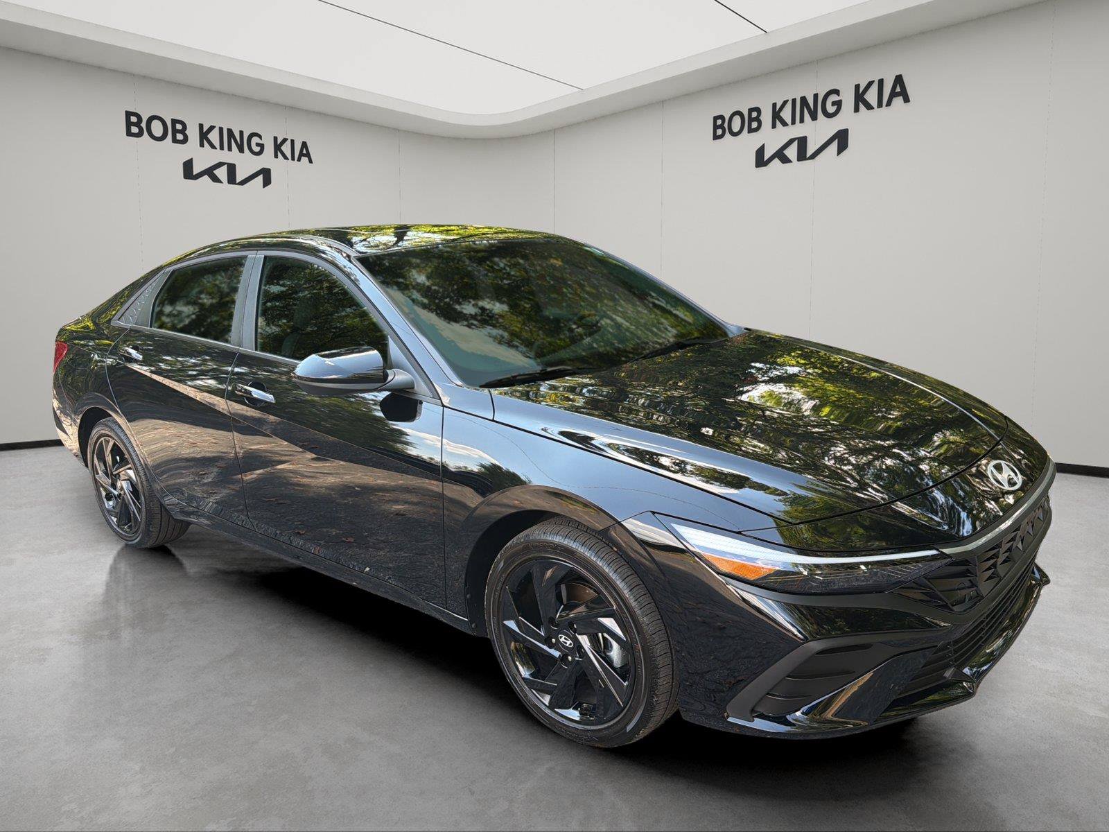 Used 2026 Hyundai Elantra SEL Sport FWD image 7