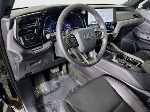 Used 2025 Lexus TX 350 AWD w/ Technology Package image 9