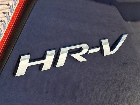 Used 2016 Honda HR-V EX image 31