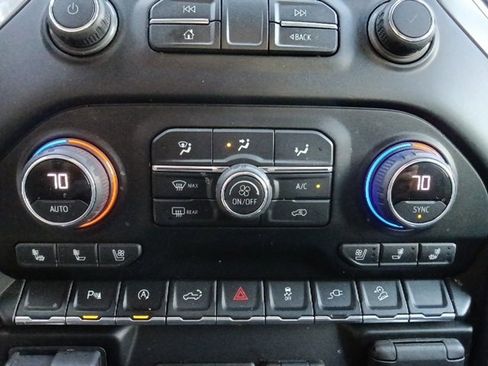 Used 2021 Chevrolet Silverado 1500 LTZ image 25