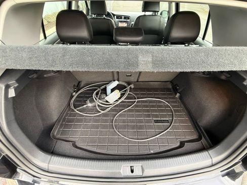 Used 2016 Volkswagen e-Golf SEL Premium w/ Driver Assistance Package image 24