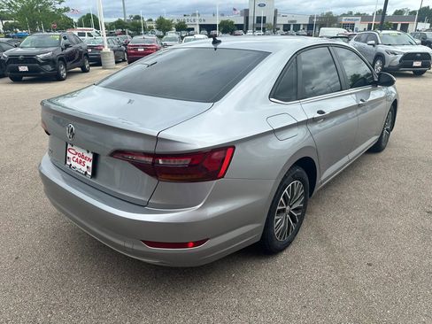 Used 2019 Volkswagen Jetta SE FWD image 5