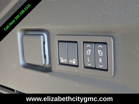 Used 2025 GMC Yukon Denali image 16