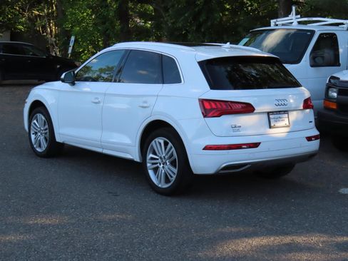 Used 2020 Audi Q5 2.0T Premium Plus w/ Premium Plus Package AWD/4WD image 4