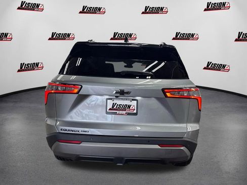 Used 2025 Chevrolet Equinox LT w/ Convenience Package II image 6