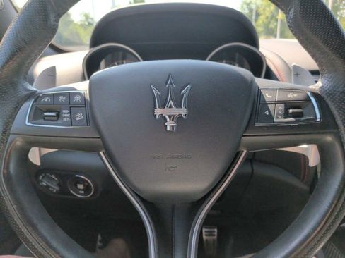 Used 2018 Maserati Levante S GranSport AWD/4WD image 19