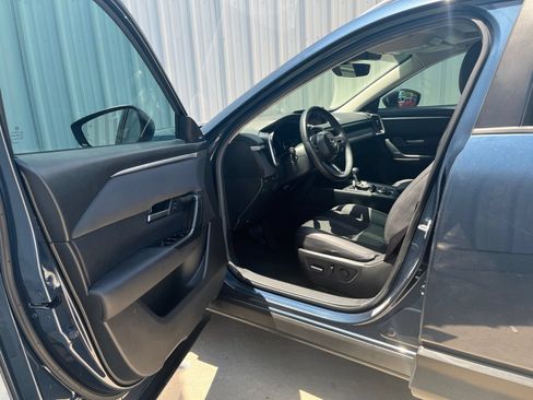 Used 2024 MAZDA CX-50 AWD 2.5 S w/ Premium Package image 11