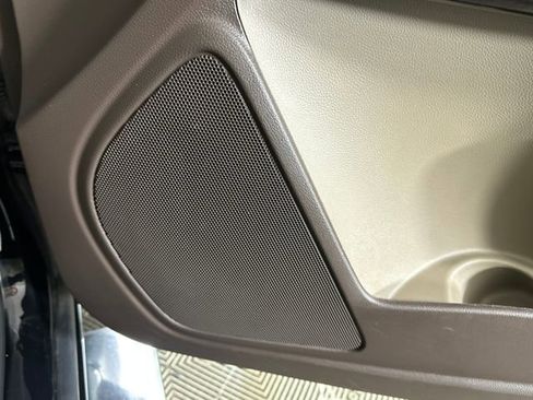 Used 2019 GMC Canyon SLT w/ Driver Alert Package image 30