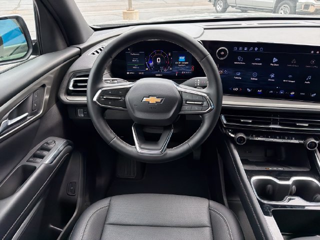 Used 2026 Chevrolet Traverse LT AWD/4WD image 26