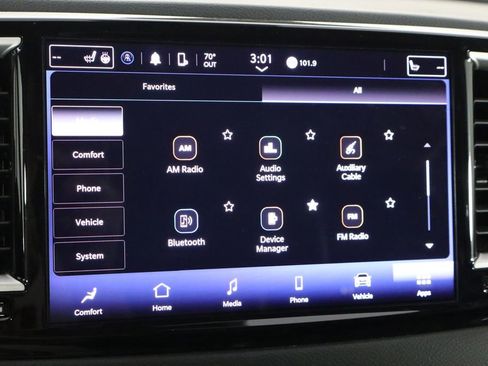 Used 2023 Chrysler Pacifica Touring-L FWD image 35