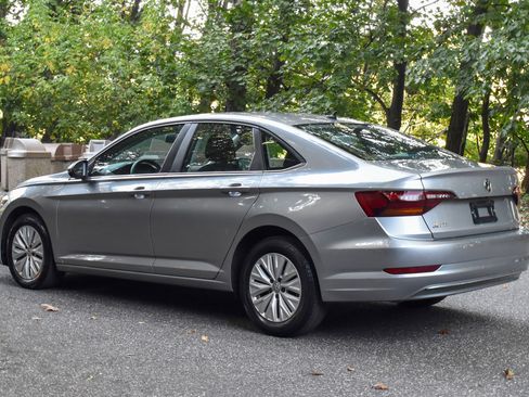 Used 2019 Volkswagen Jetta S w/ Driver Assistance Package image 6
