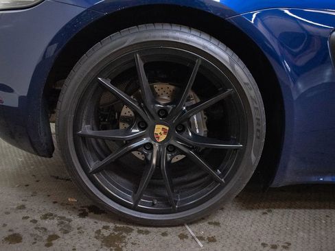 Certified 2025 Porsche 718 Cayman RWD image 15