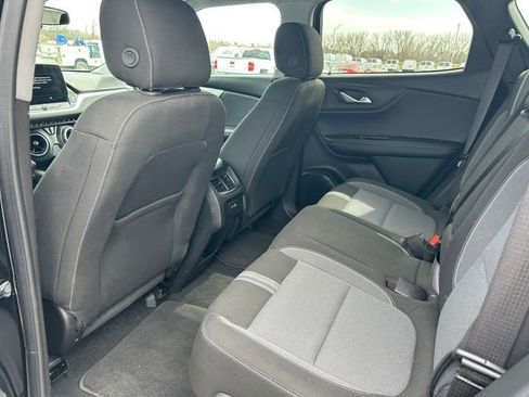 Used 2025 Chevrolet Blazer LT image 12