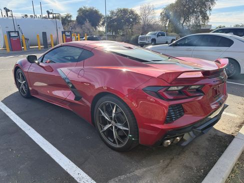 Used 2023 Chevrolet Corvette 3LT w/ Z51 Performance Package image 4