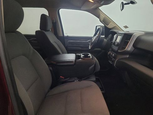 Used 2019 RAM 1500 Big Horn RWD image 21